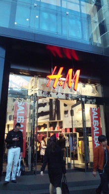 H&M 渋谷店 H&M 渋谷店