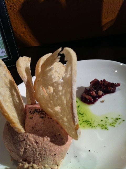 立ち飲みバル タパスマニア