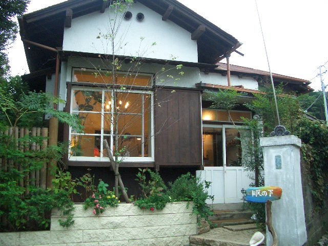 カフェ 坂の下