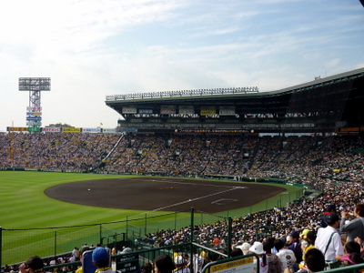 阪神甲子園球場完全ガイド 座席表 ゲート アクセス 駐車場 イベント日程